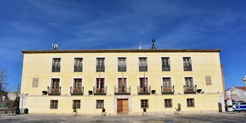 El PP de Tarancón denuncia que los concejales socialistas se suben definitivamente el sueldo y votan no a destinar el dinero a paliar la crisis del COVID