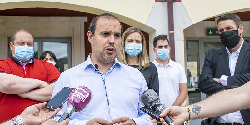 El PSOE de Guadalajara respalda a las comarcas de Molina y Sigüenza en sus reclamaciones para recuperar frecuencias en el transporte de viajeros