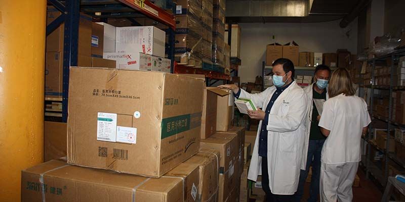 El área de Salud de Cuenca recibe del Gobierno regional otros 2.800 test rápidos y más de 22.000 artículos de protección