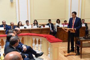 Francisco López asume las funciones de Presidencia durante el permiso de paternidad de Martínez Chana
