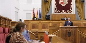 Godoy destaca la actividad parlamentaria durante la pandemia y valora el cambio del Reglamento de las Cortes