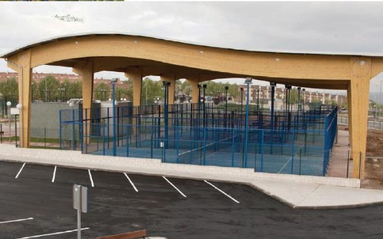 El aforo de las instalaciones deportivas  y la sala de estudio del Eduardo  Guitián, que abre este lunes,  será del 50% en Fase 3