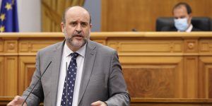 Guijarro defiende la Ley de Medidas Urgentes como una herramienta eficaz para facilitar la instalación de empresas en la región 2 Guijarro defiende la Ley de Medidas Urgentes como una herramienta eficaz para facilitar la instalación de empresas en la región