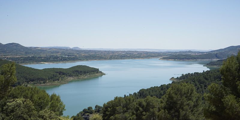 La Asociación de Municipios Ribereños acude a la ONU para defender su derecho al agua frente al expolio trasvasista