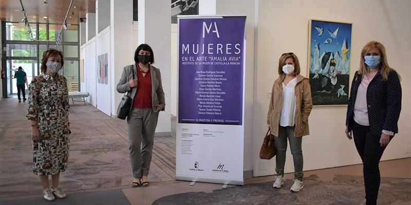 La Sala Iberia acoge una actividad educativa artística dentro de la VI Muestra ´Mujeres en el arte Amalia Avia´