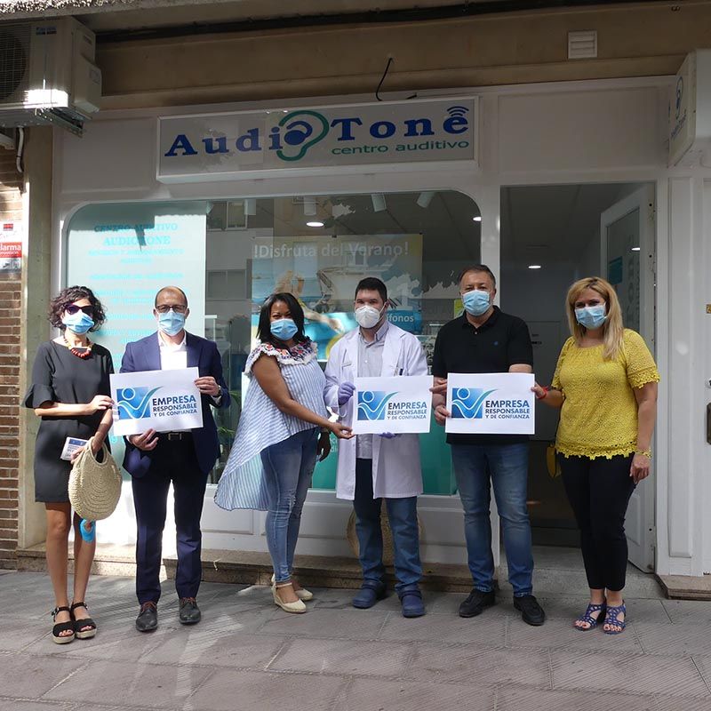 Cuenca muestra en sus establecimientos el certificado de ‘Empresa responsable y de confianza’