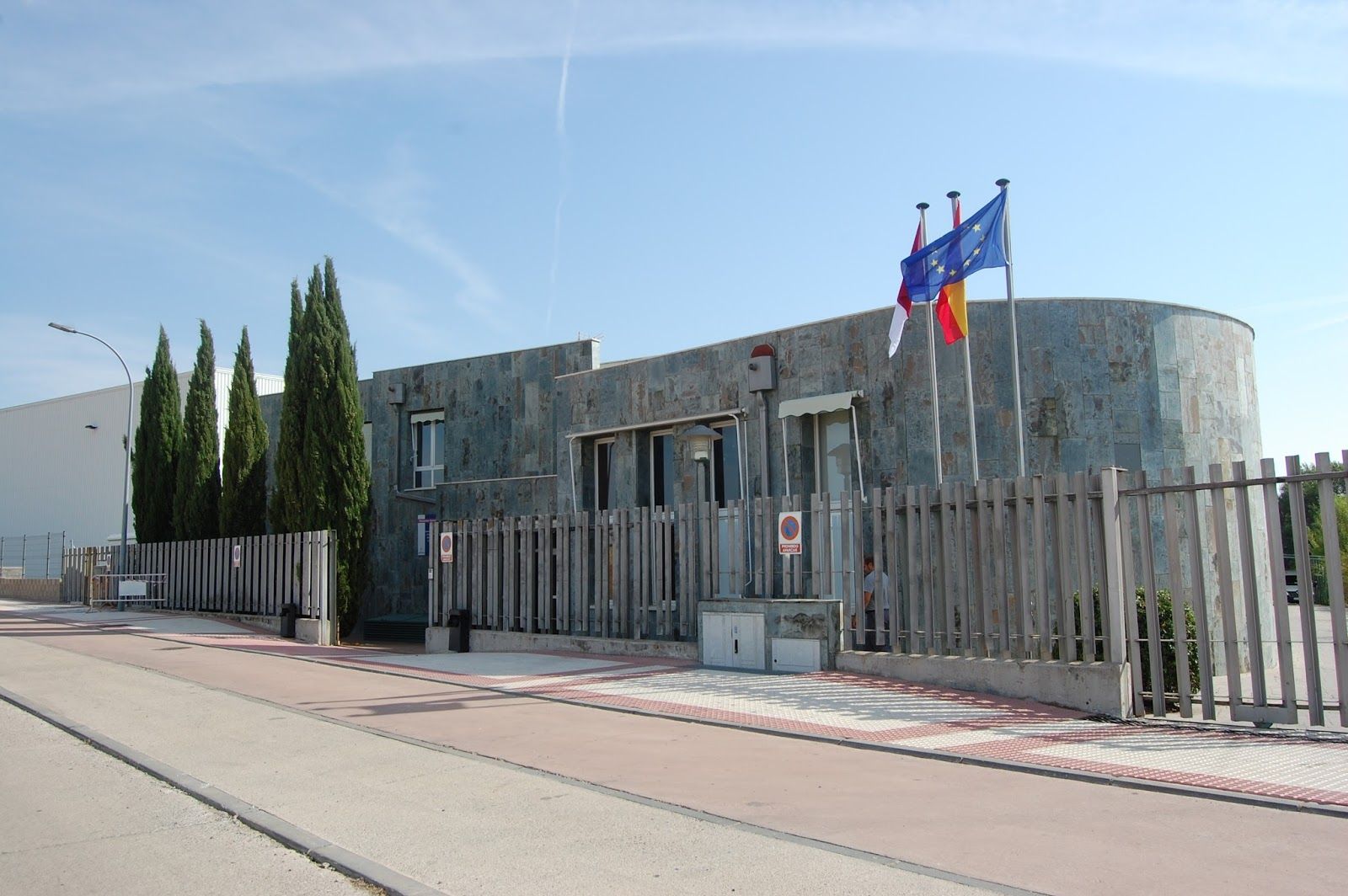 El actual director del CADIG La Chopera seguirá en su cargo y los familiares agradecen a Bienestar Social que apueste por su continuidad 1 El actual director del CADIG La Chopera seguirá en su cargo y los familiares agradecen a Bienestar Social que apuesten por su continuidad