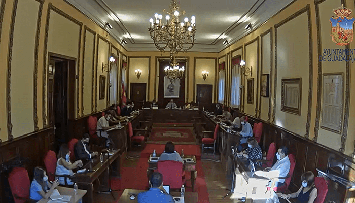 El Ayuntamiento de Guadalajara concederá la medalla de oro al personal funcionario municipal y al sector sanitario de la provincia