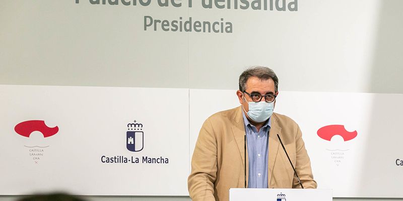 El Gobierno de Castilla-La Mancha aprueba mediante decreto la obligatoriedad del uso de mascarilla 1 El Gobierno de Castilla-La Mancha aprueba mediante decreto la obligatoriedad del uso de mascarilla