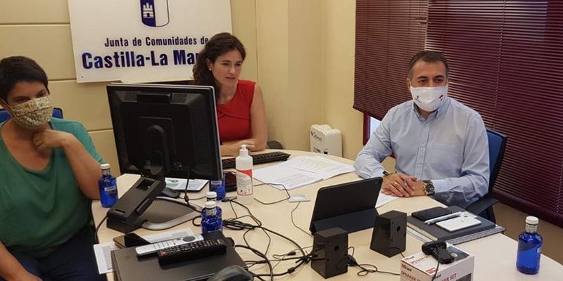 El Gobierno regional informa sobre la línea de ayudas en materia de prevención de riesgos laborales a una veintena de empresas y asociaciones de Cuenca