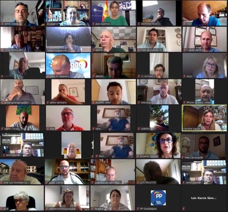 El PP de Guadalajara aprueba una declaración en defensa del mundo rural y en contra de los “recortes sin precedentes” del Gobierno y del PSOE 3 El PP de Guadalajara aprueba una declaración en defensa del mundo rural y en contra de los “recortes sin precedentes” del Gobierno y del PSOE