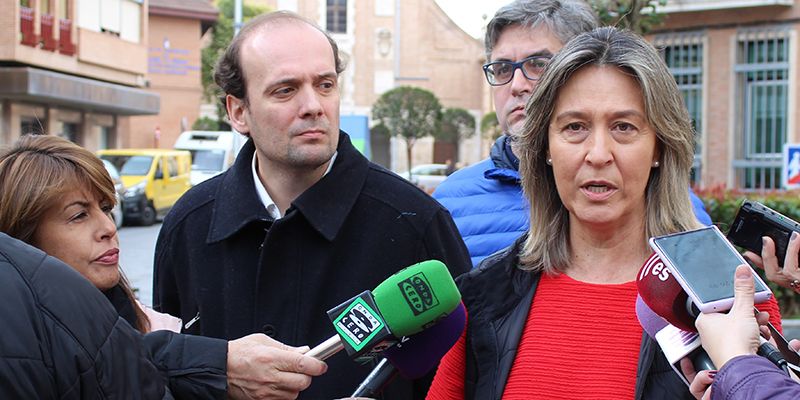 El PP llevará a las Cortes la indignación de las familias por el cierre del colegio Señorío de Muriel de Torrejón del Rey
