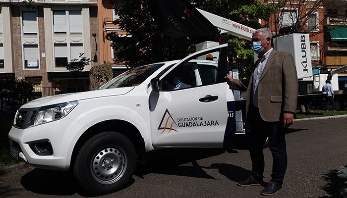 La Diputación de Guadalajara equipa sus centros comarcales con cinco vehículos pick-up