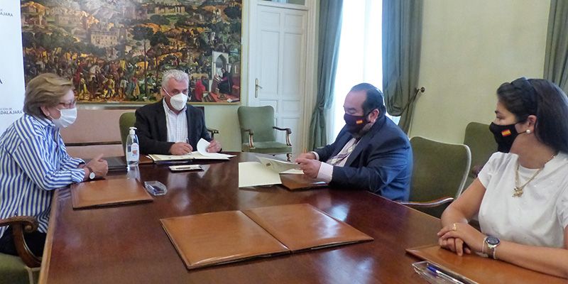 La Diputación de Guadalajara facilita asistencia jurídica a los ayuntamientos de la provincia de hasta 5.000 habitantes