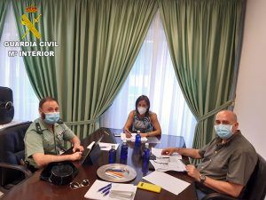 La Guardia Civil de Cuenca y el Colegio de Farmacéuticos estrechan lazos para proteger a los más vulnerables