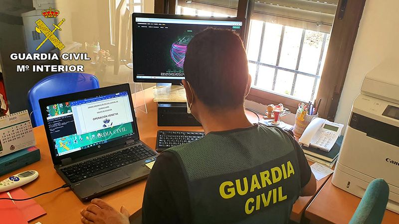 La Guardia Civil de Guadalajara desmantela una organización criminal responsable de una estafa telemática de 55.500 euros