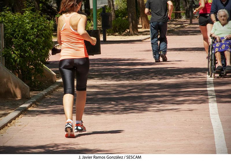 Los profesionales sanitarios recomiendan una buena preparación y la reanudación gradual de la actividad física para evitar lesiones y otros problemas 1 Los profesionales sanitarios recomiendan una buena preparación y la reanudación gradual de la actividad física para evitar lesiones y otros problemas