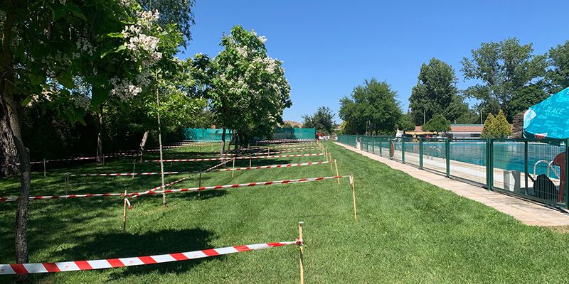 Los seguntinos se acostumbran, en pocos días, a las nuevas normas de seguridad de la piscina