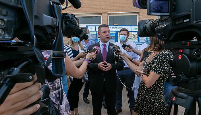 Page anuncia la instalación inminente de una empresa alemana en Motilla del Palancar gracias a un procedimiento urbanístico excepcional