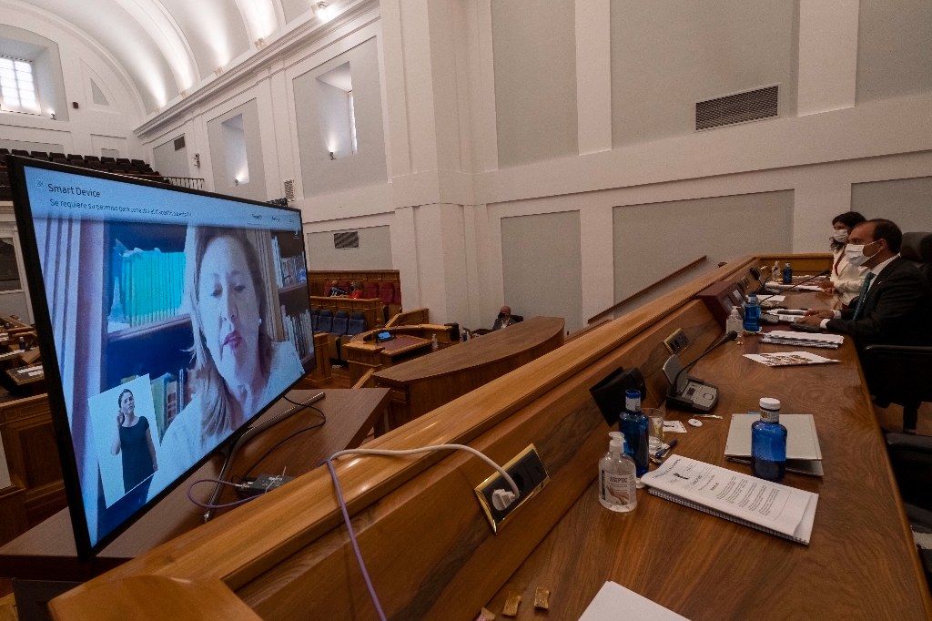 La Proposición de Ley de reserva de material sanitario avanza en un Pleno con votos y comparecencia telemáticos