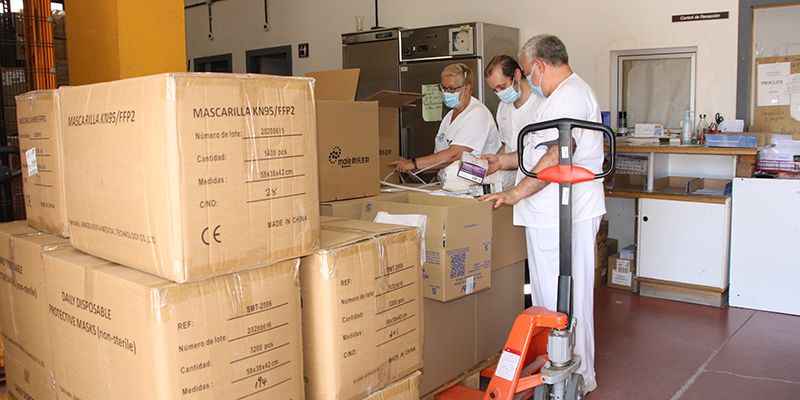 El área de Salud de Cuenca ha recibido un nuevo envío del Gobierno de Castilla-La Mancha de más de 350.000 artículos de protección