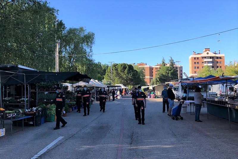 El Ayuntamiento de Cuenca reduce el número de puestos del mercadillo para adaptarse a la nueva normativa sanitaria