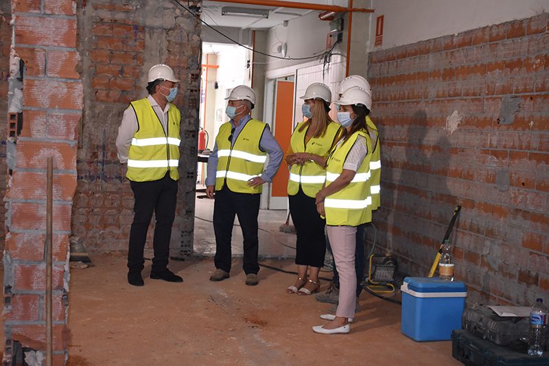 El Gobierno regional comienza las obras de adaptación a la nueva realidad surgida por la COVID-19 en el Colegio San Fernando de la ciudad de Cuenca