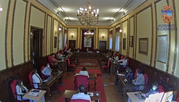 El PP denuncia que el alcalde Alberto Rojo permanece mudo ante la expropiación del Gobierno de los ahorros del Ayuntamiento de Guadalajara