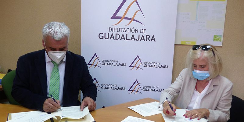 El programa de envejecimiento activo en zonas rurales de ACCEM se adapta al COVID con apoyo de la Diputación de Guadalajara