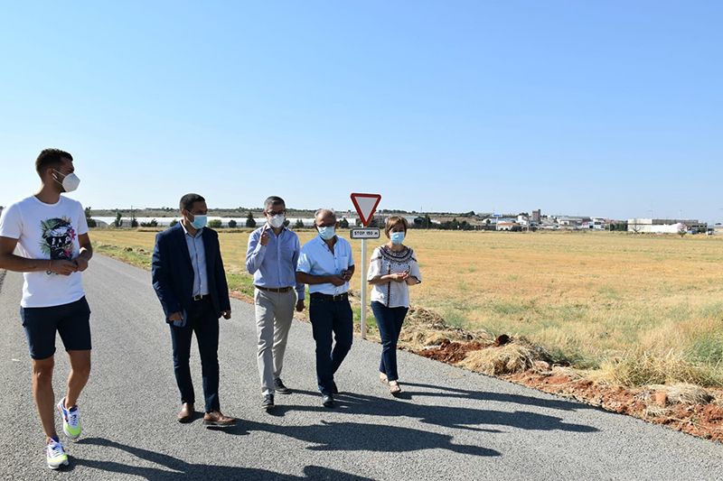 La Diputación de Cuenca invierte más de 52.000 euros en un camino de Motilla para propiciar el crecimiento industrial de la Manchuela