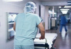 UGT insta a que se reconozca a los celadores como personal sanitario