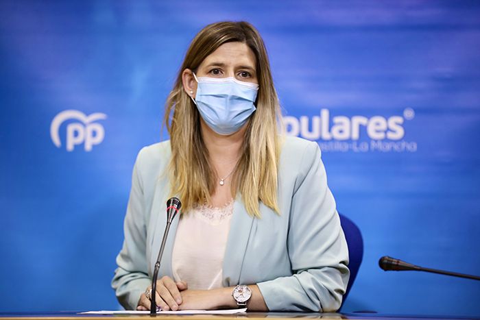 Agudo critica que Page haya vuelto de vacaciones para echar la culpa a los madrileños y así tapar su nefasta gestión de la crisis sanitaria