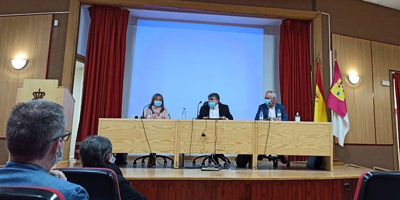 El Gobierno regional agradece “el papel fundamental” de los profesionales de los servicios sociales en la atención a los afectados por la crisis de la COVID-19