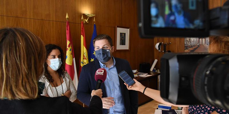 El Gobierno regional hace partícipe a la FEMP de Castilla-La Mancha de la Ley de Medidas Integrales para la convivencia y contra la ocupación ilegal de viviendas