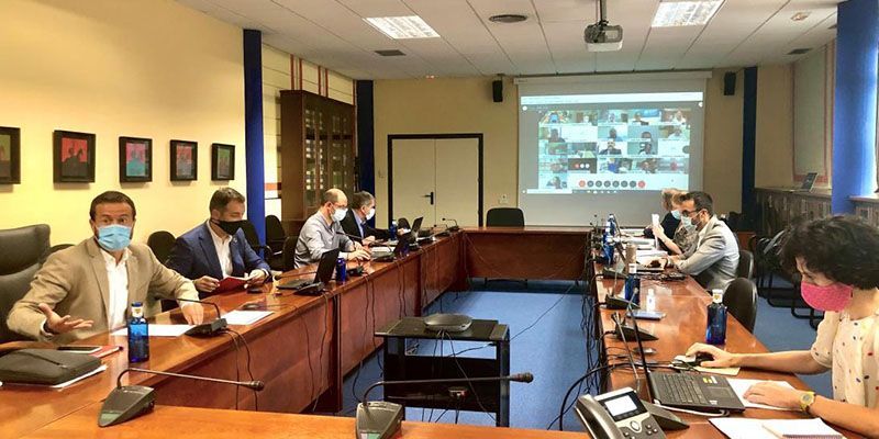 Escudero informa al CAMA de la ampliación del parque natural de la Sierra Norte de Guadalajara