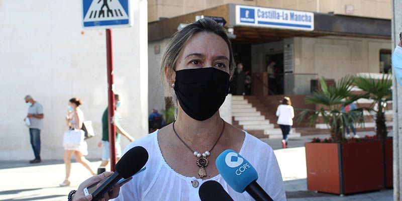 Guarinos recuerda a Page que lleva seis años haciendo los mismos anuncios y seis años incumpliéndolos