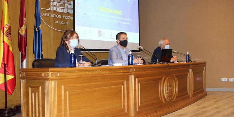 La Junta impulsa prácticas innovadoras en la intervención social de los profesionales de los servicios sociales