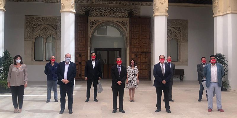 Los hosteleros de Castilla-La Mancha piden a García-Page que ayude a salvar la hostelería