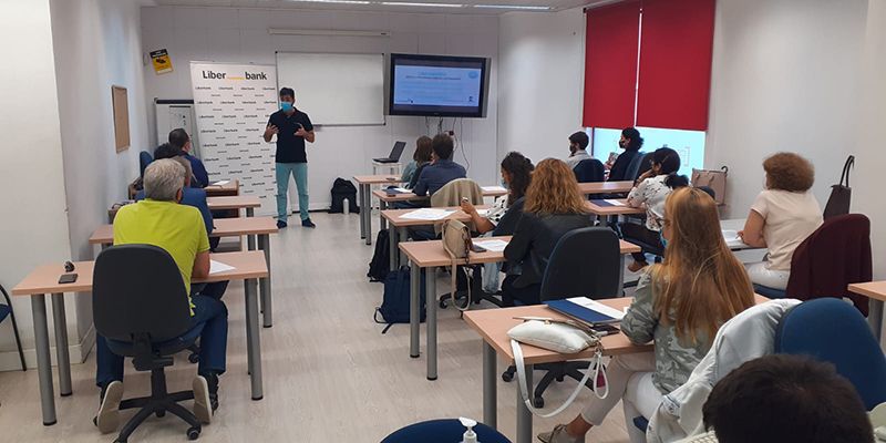 Más de 20 empresarios participaron en Cuenca en la jornada sobre ciberseguridad en mercados nacionales e internacionales