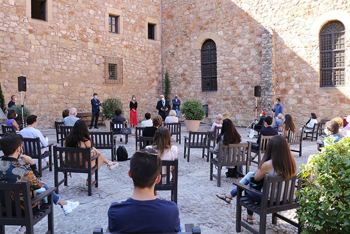 Sigüenza, sede de debate sobre el reporterismo internacional, en I Curso de Verano “Manu Leguineche”