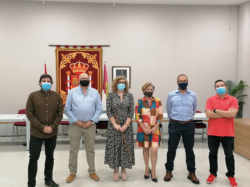 Sonsoles Rico, la candidata del Partido Socialista ha sido elegida alcaldesa en Pleno extraordinario, tras el fallecimiento de la anterior regidora, Sara Martínez Bronchalo 3 Sonsoles Rico, la candidata del Partido Socialista ha sido elegida alcaldesa en Pleno extraordinario, tras el fallecimiento de la anterior regidora, Sara Martínez Bronchalo