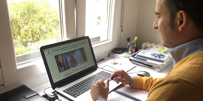 Técnicos de Invierte en Cuenca asisten al V Foro de Empresas de Capital Extranjero de Castilla-La Mancha