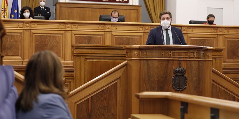 El Gobierno regional defiende en las Cortes autonómicas la Ley de Medidas Integrales para la convivencia y contra la ocupación ilegal de viviendas