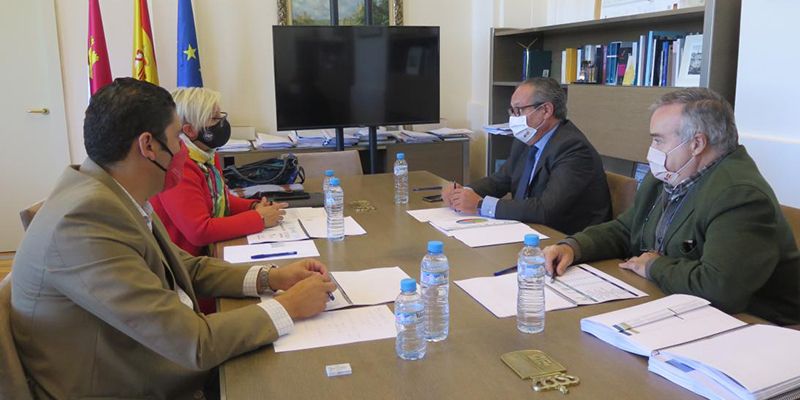 El Gobierno regional destina cerca de 300 millones a políticas de fomento del empleo y capacitación de los jóvenes en el presupuesto para 2021