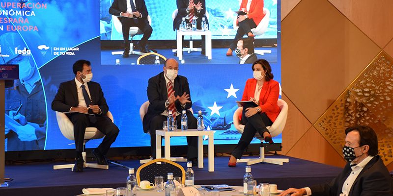 El Gobierno regional ofrece acompañamiento al tejido empresarial para obtener financiación de los fondos de recuperación europeos