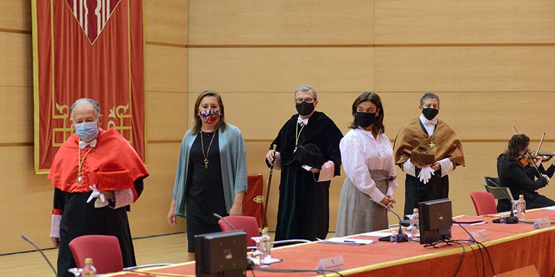 El rector de la UCLM subraya los esfuerzos de la institución académica para asegurar la docencia ante cualquier escenario