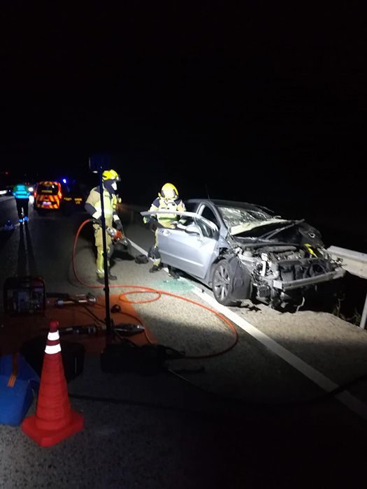 Fallece el conductor de un turismo tras un choque frontal en la CM-220 entre Almodóvar del Pinar y Villar del Saz de Arcas