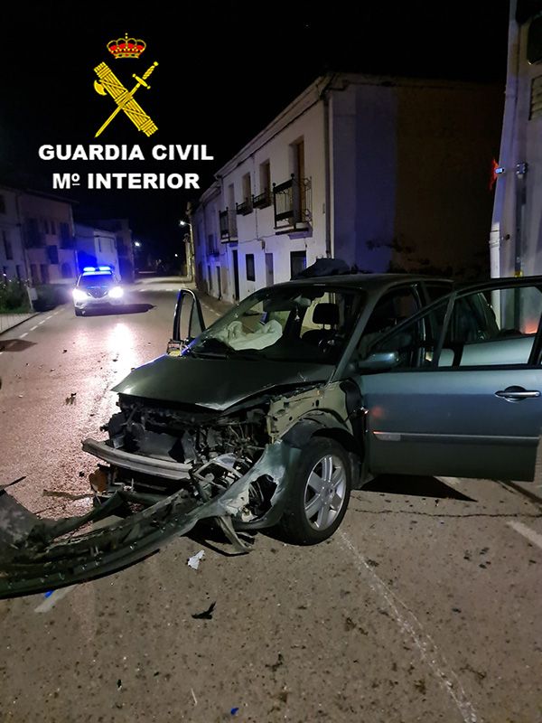 La Guardia Civil detiene a una persona en Jadraque como presunto autor de un delito de atentado contra agente de la autoridad y otro de simulación de delito 3 La Guardia Civil detiene a una persona en Jadraque como presunto autor de un delito de atentado contra agente de la autoridad y otro de simulación de delito
