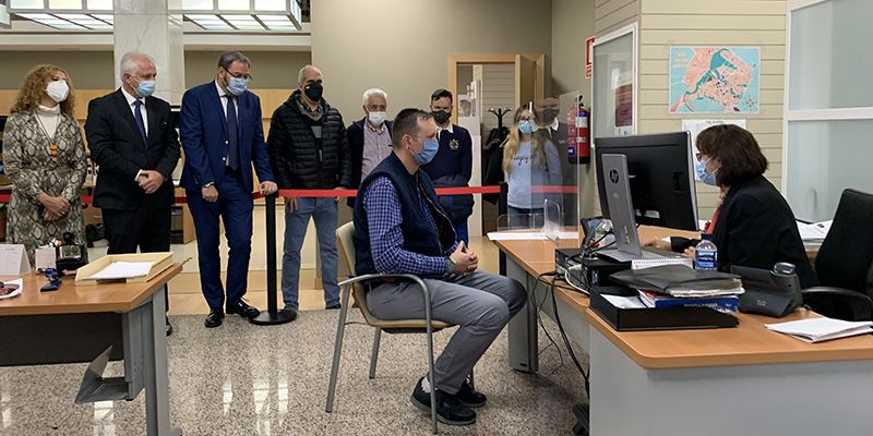 La Junta hace accesible la Oficina de Información y Registro de Guadalajara para personas con discapacidad auditiva