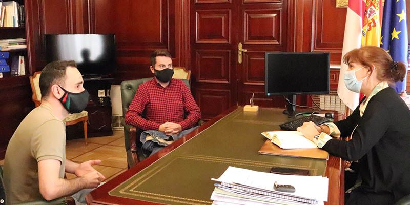 La nueva subdelegada del Gobierno de España en Guadalajara recibe por primera vez al alcalde de Cabanillas del Campo